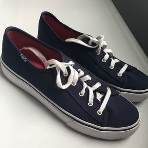 Keds women’s shoes - size 8 - navy blue